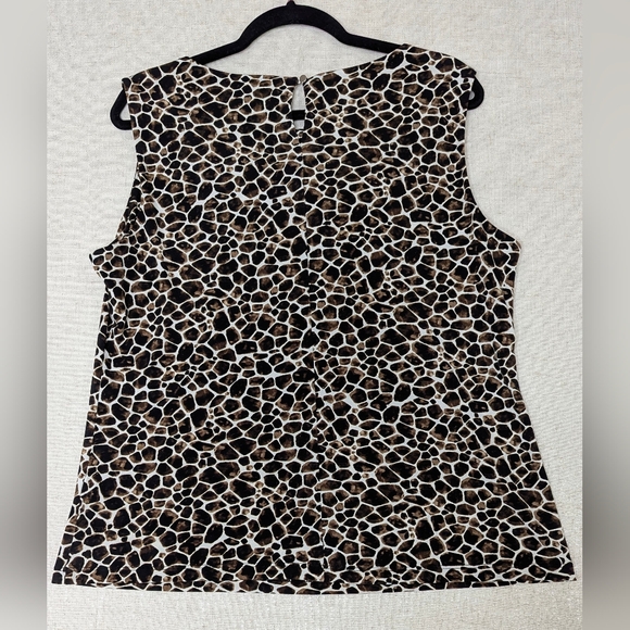 Calvin Klein XL Giraffe Animal Print Sleeveless Pleated Tank Blouse Shell - Picture 7 of 12